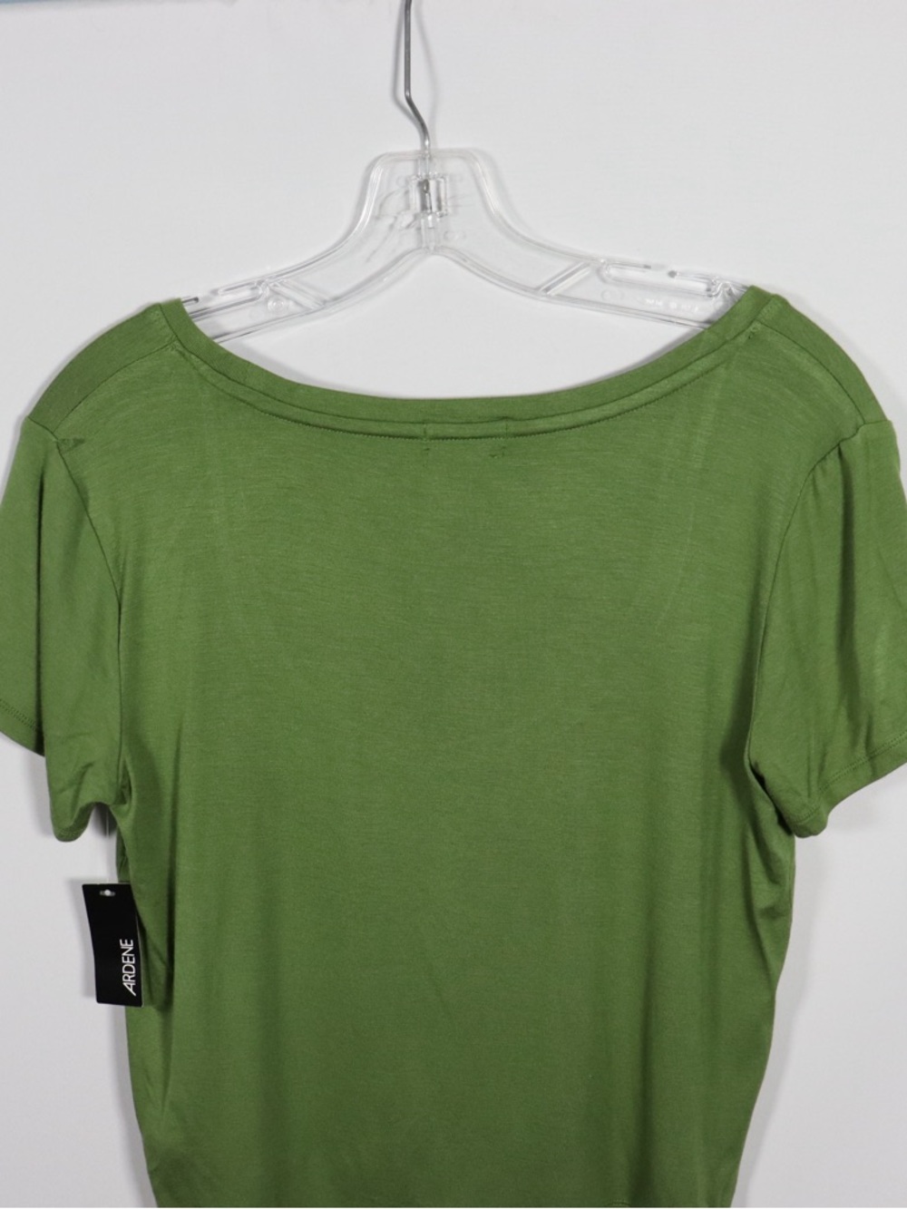 Ardene Cropped T-Shirt Women’s Medium Green Basic Tee NWT Casual - Picture 8 of 9